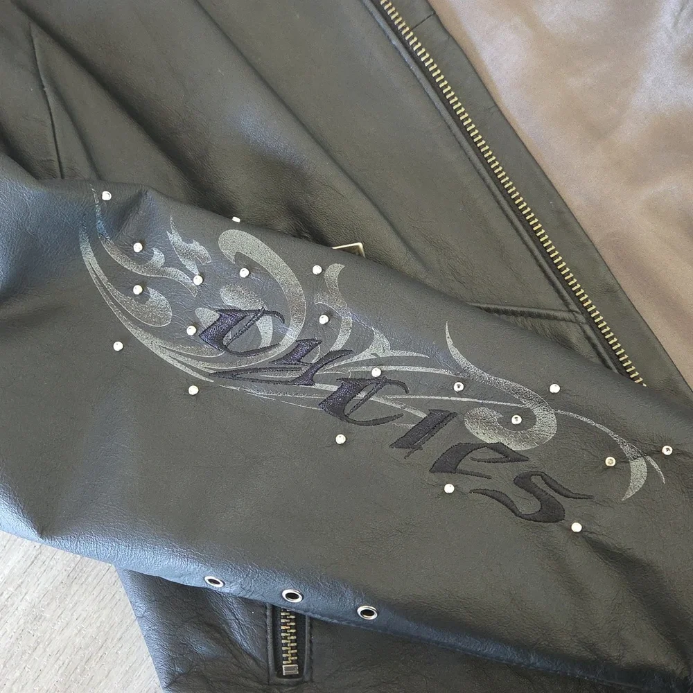 Women's Harley- Davidson Wicked Willie G Skull Genuine Leather Size S. Swarvoski - Picture 15 of 16